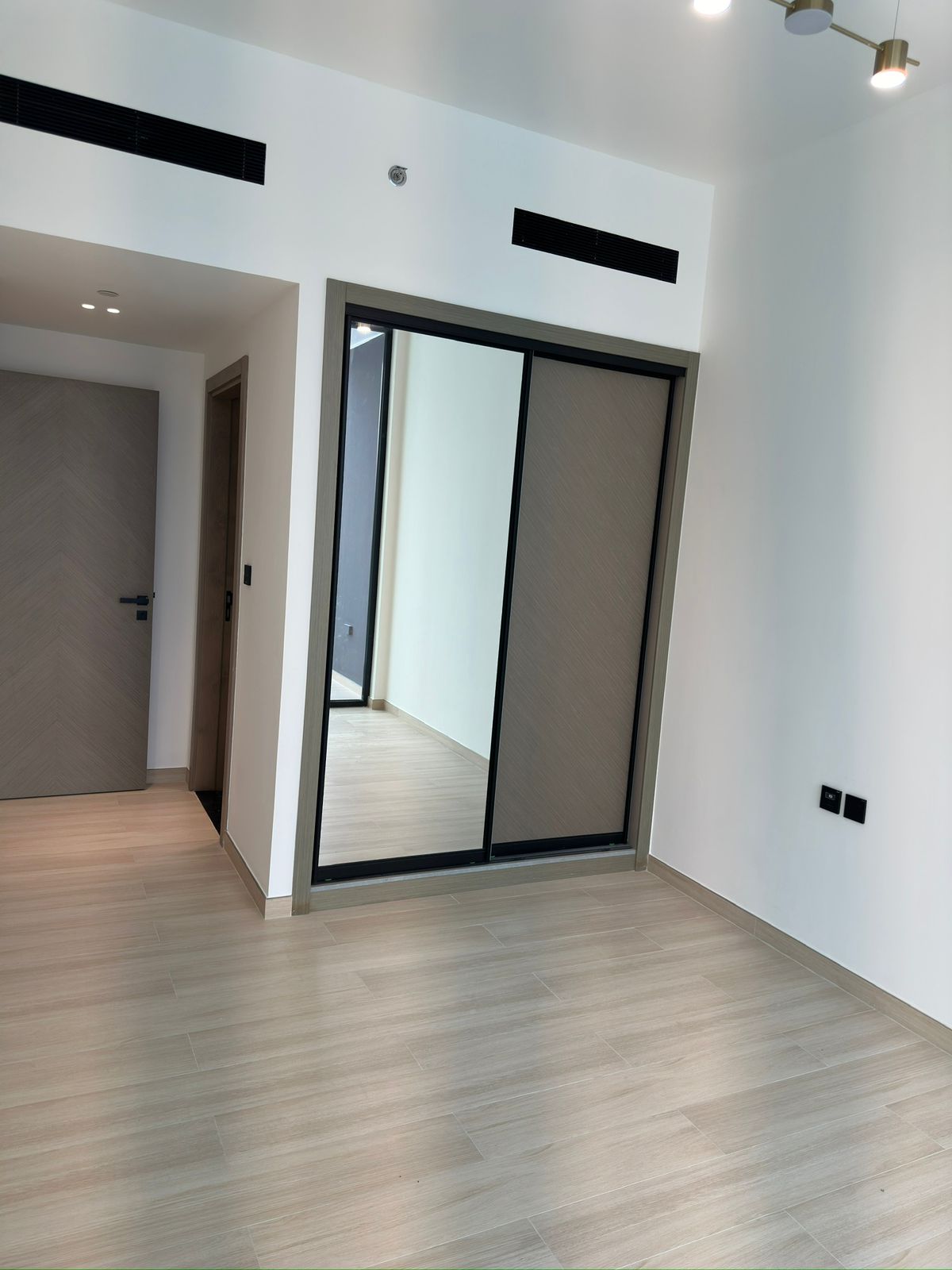 photo_2026-04-10_16-31-20