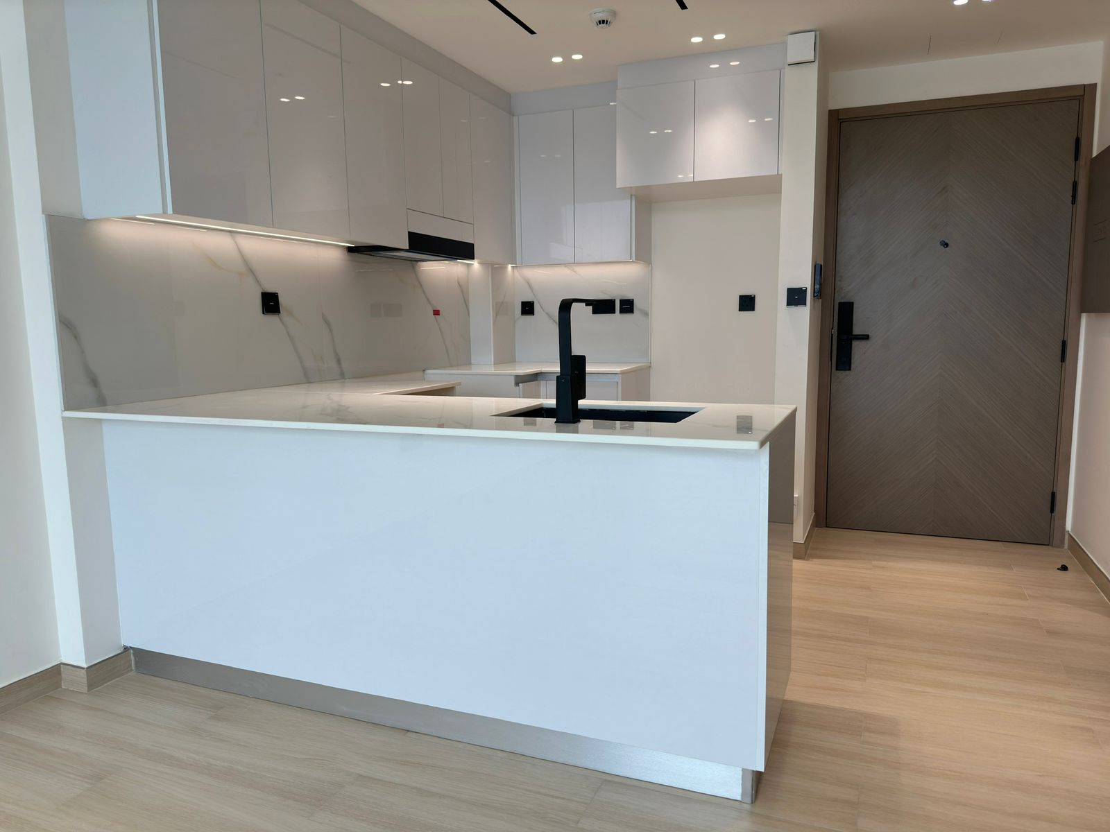 photo_2026-04-10_16-31-23