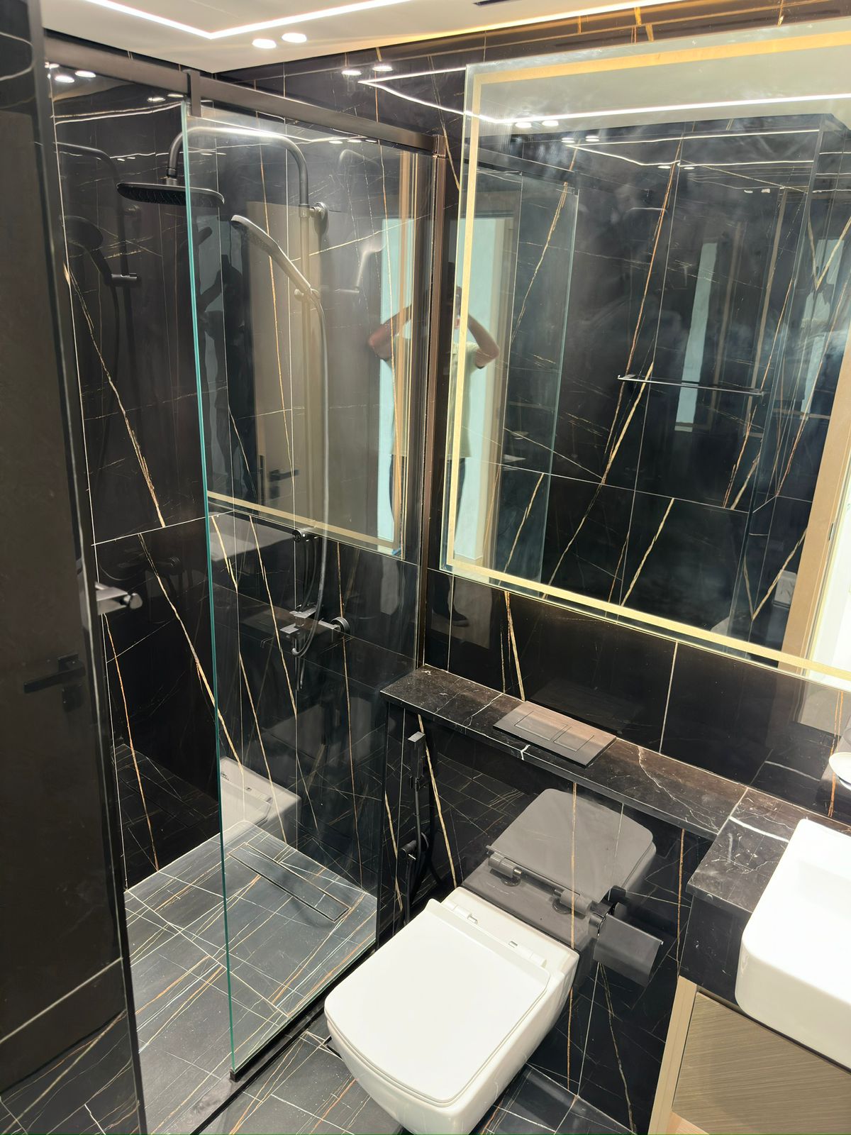 photo_2026-04-10_16-31-25